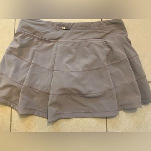Women’s Lululemon skirt-size 4